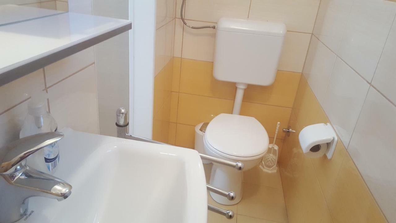 Apartmani Slavica Ραμπ Εξωτερικό φωτογραφία