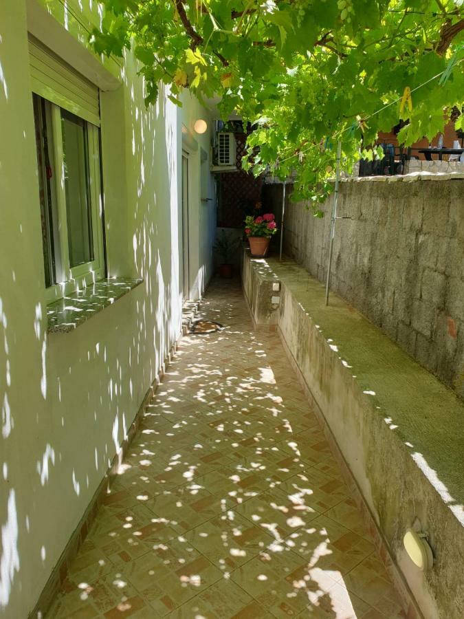 Apartmani Slavica Ραμπ Εξωτερικό φωτογραφία