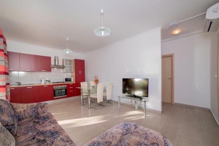 Apartmani Slavica Ραμπ Εξωτερικό φωτογραφία